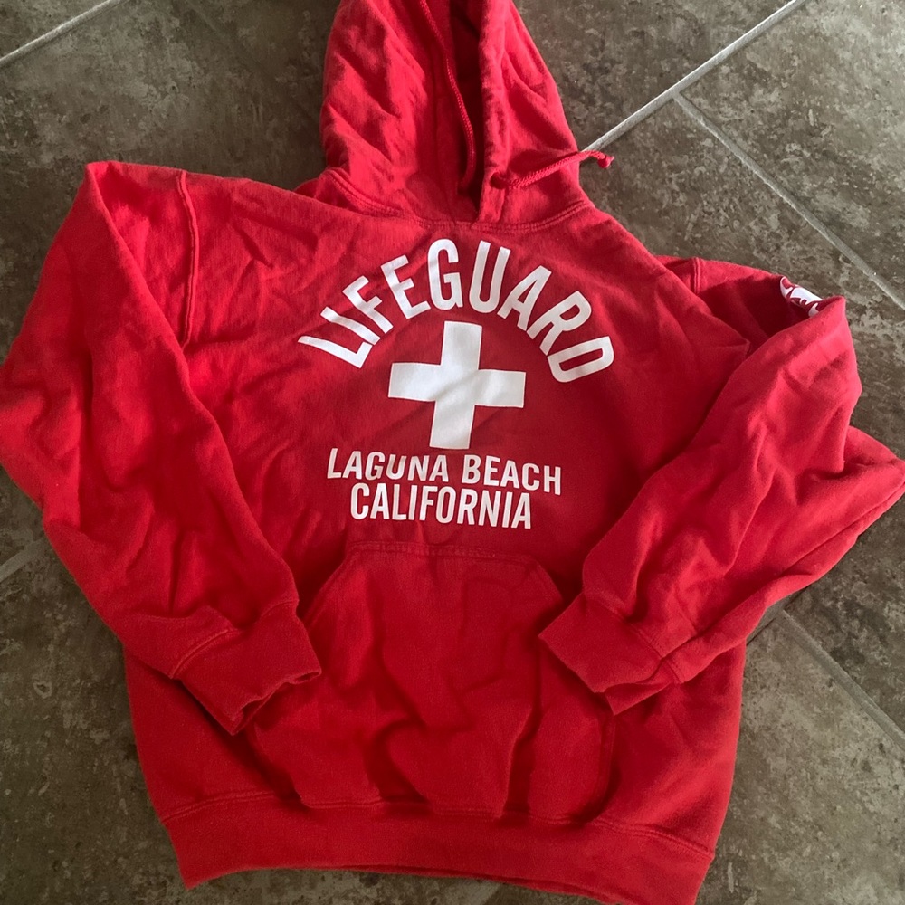 Unisex adult size small. Cute hoodie